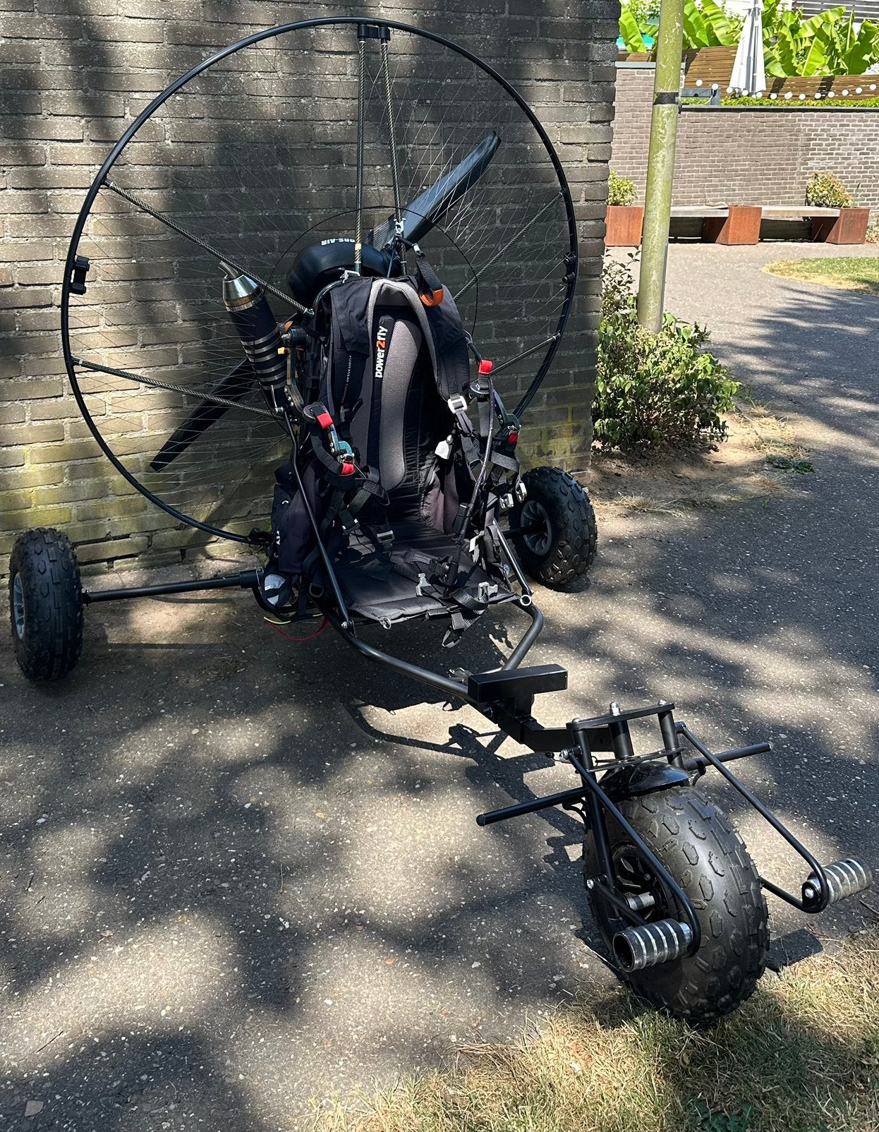 Paramotor Power2flyRs Corsair 172cc + power2fly colibri duo, Ophalen, Zo goed als nieuw, Paramotor, Gemotoriseerd