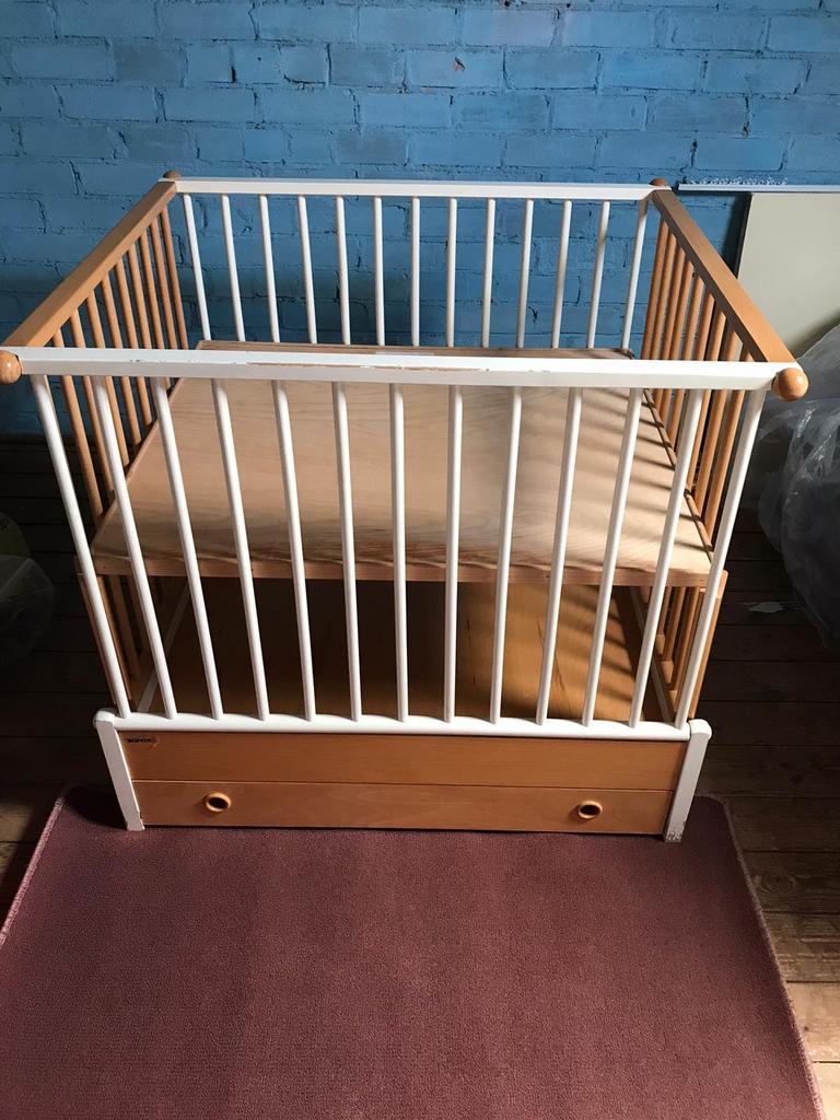 Houten ledikant met lades - Wit en naturel, Kinderen en Baby's, Boxen, Ophalen, Zo goed als nieuw