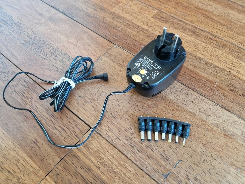 Hema universele adapter, Ophalen of Verzenden, Zo goed als nieuw, Hema