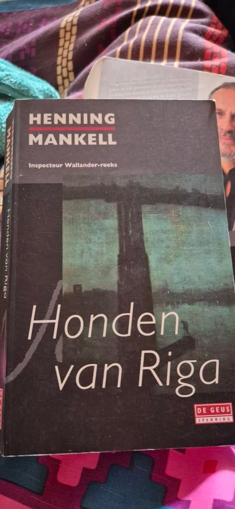 Henning Mankell - Honden van Riga, Ophalen of Verzenden, Zo goed als nieuw, Henning Mankell