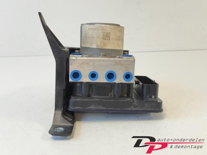 ABS Pomp van een Jeep Renegade, Auto-onderdelen, Jeep, Gebruikt, -, -