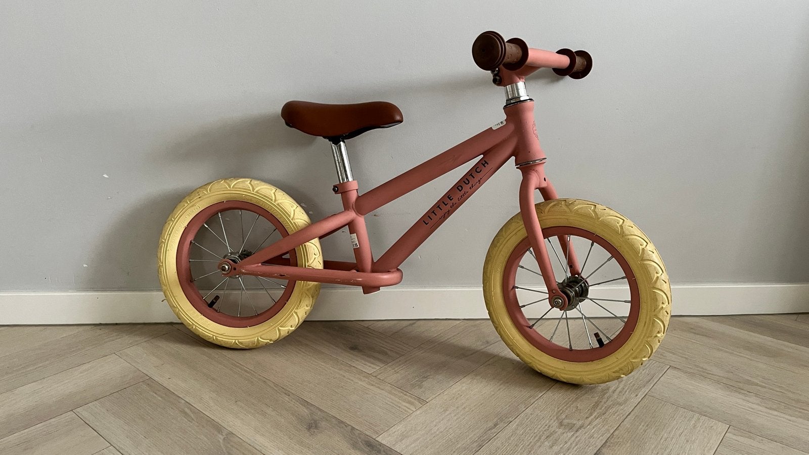 Little Dutch loopfiets roze, Fietsen en Brommers, Fietsen | Kinderfietsjes, Ophalen, Gebruikt, 16 tot 20 inch