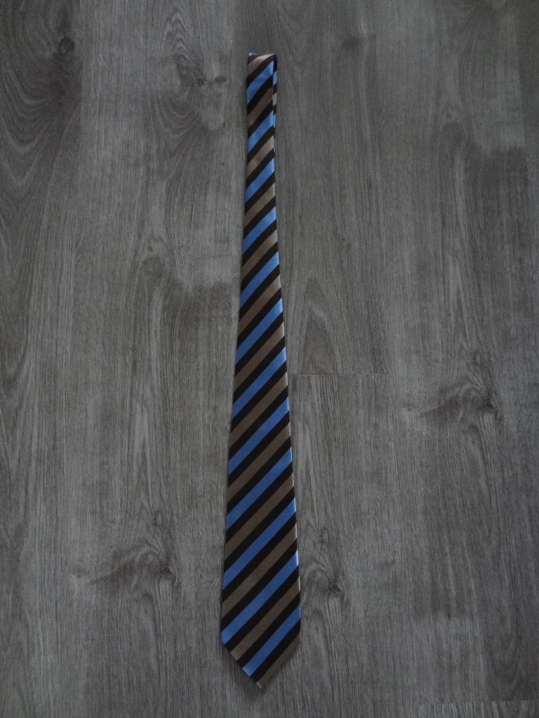 Stropdas met blauwe en bruine strepen van royal class, Kleding | Heren, Stropdassen, Ophalen of Verzenden, Zo goed als nieuw, Blauw