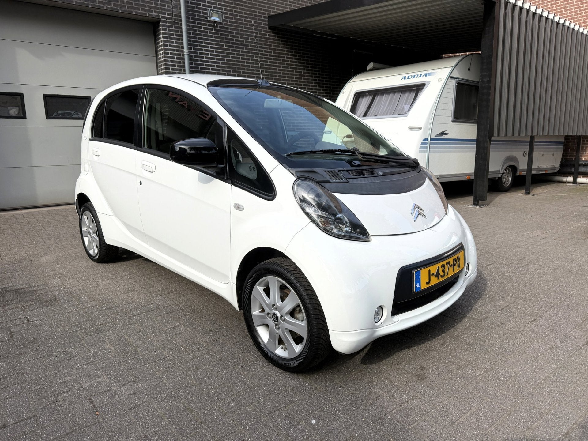 Citroen C-Zero 4-persoons 16 kWh automaat, Auto's, Achterwielaandrijving, 16 kWh, 4 stoelen, Wit