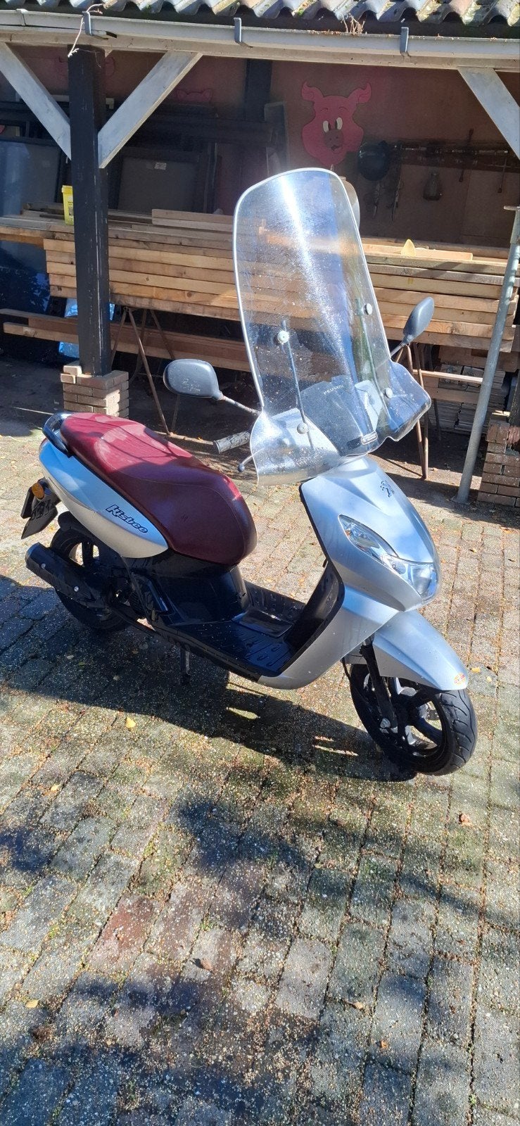 Peugeot Kisbee Snor Scooter - Blauw Kenteken, Fietsen en Brommers, Ophalen, Gebruikt, Benzine, Peugeot