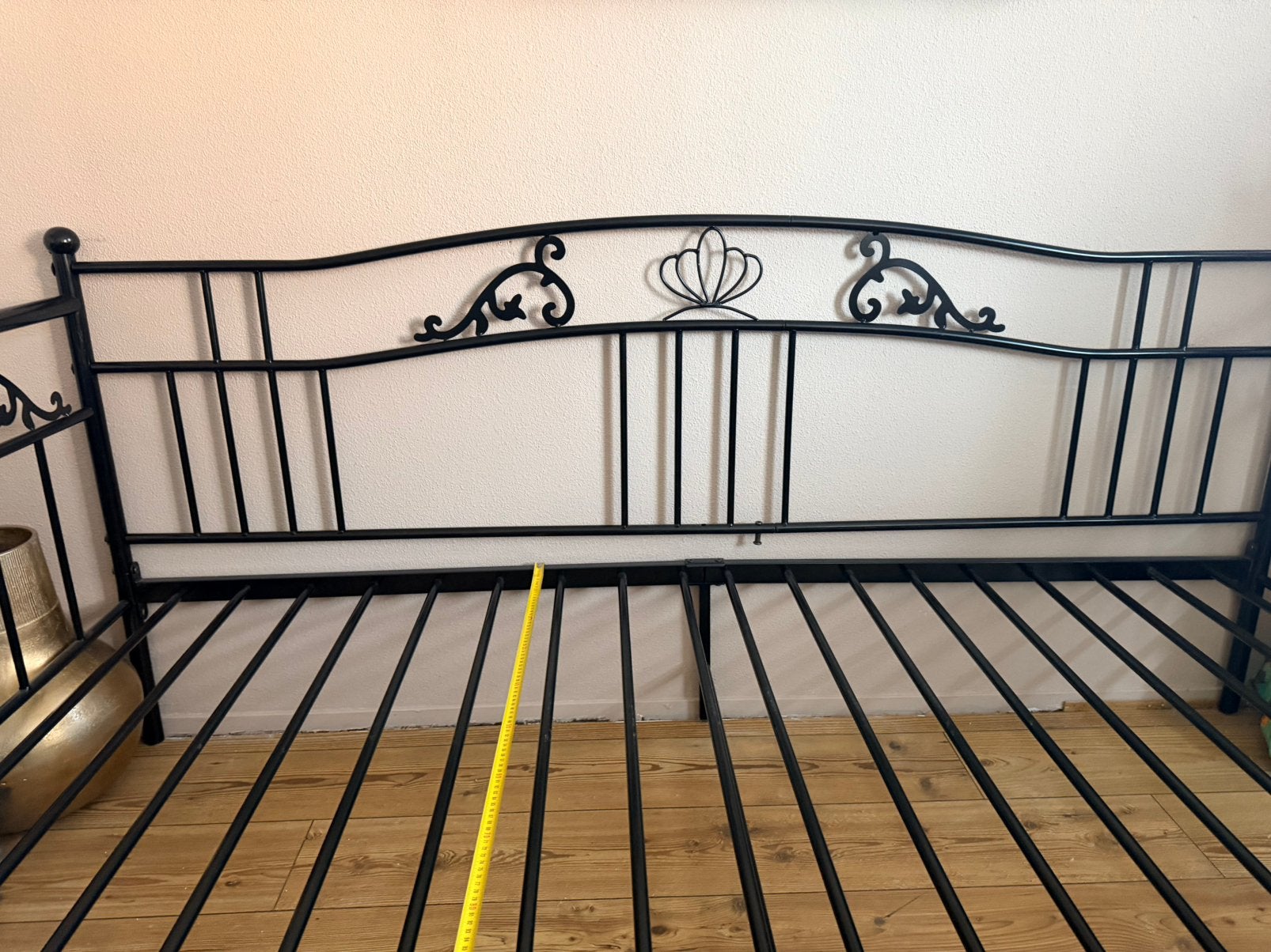 Uitschuifbaar bed 200x180, Huis en Inrichting, Ophalen, Zwart, Tweepersoons, 180 cm