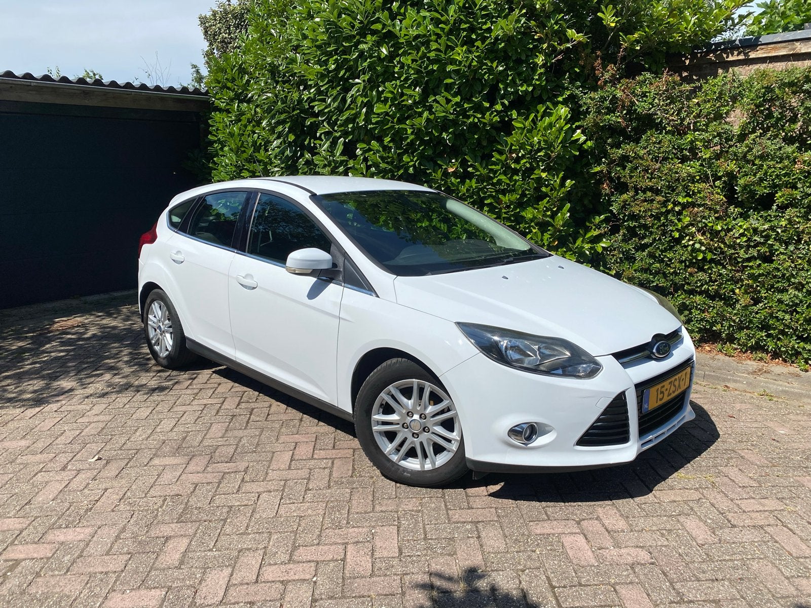 Mooie Ford Focus 1.0 Ecoboost Hatchback, Auto's, Euro 5, Stof, Zwart, 635 kg
