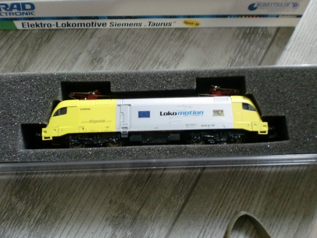 Hobbytrain E lok Siemens Taurus Lokomotion version N dig, Overige merken, Ophalen of Verzenden, Zo goed als nieuw, Gelijkstroom