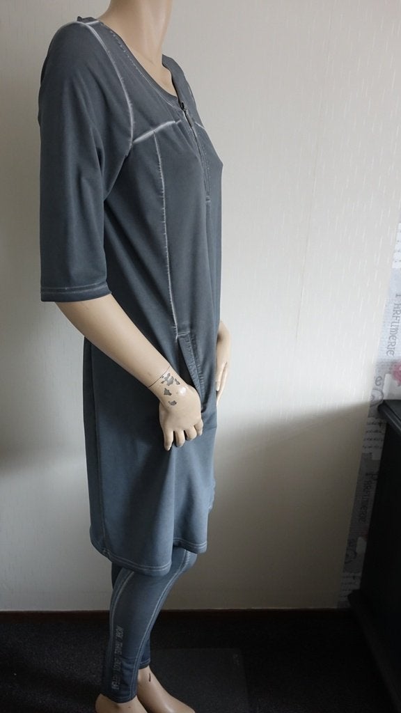 tweedelig ELVIRA travelset, Legging, Maat 36/38 (S), Verzenden, Zo goed als nieuw