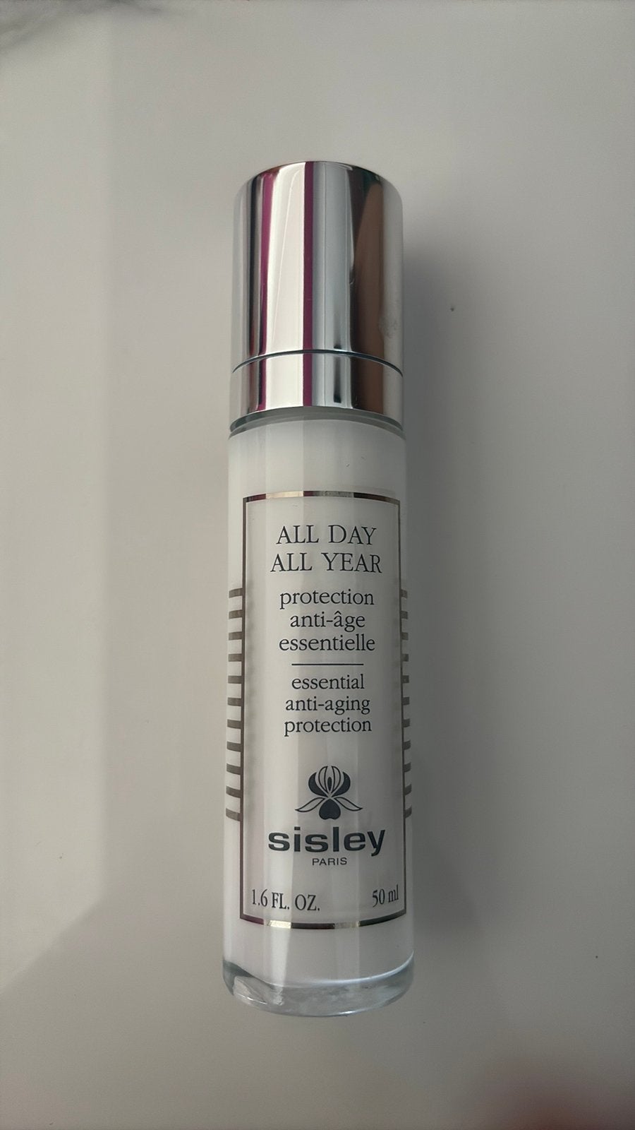 Sisley all day all year nieuw 50ml ongebruikt, Ophalen of Verzenden, Nieuw, Gehele gezicht, Verzorging