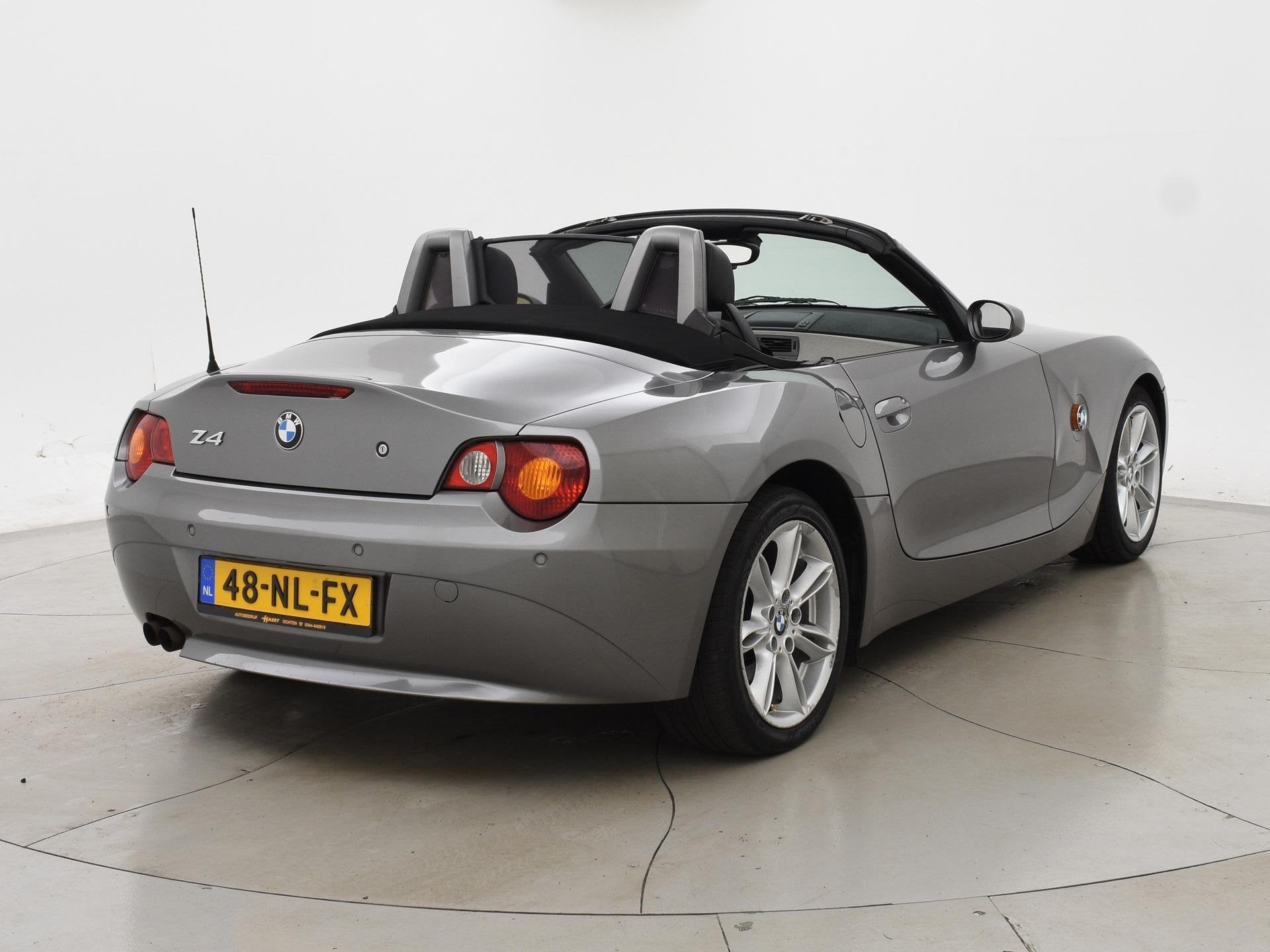 BMW Z4 Roadster 3.0i 231 PK AUTOMAAT ORIGINEEL NEDERLANDS +, Auto's, Automaat, Achterwielaandrijving, Gebruikt, Zwart