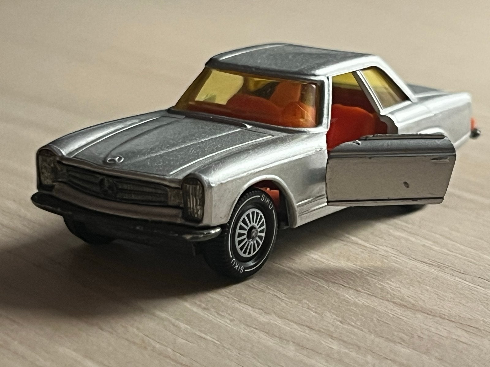 Siku Mercedes 280 SL V302 Made in W-Germany, Ophalen of Verzenden, Gebruikt