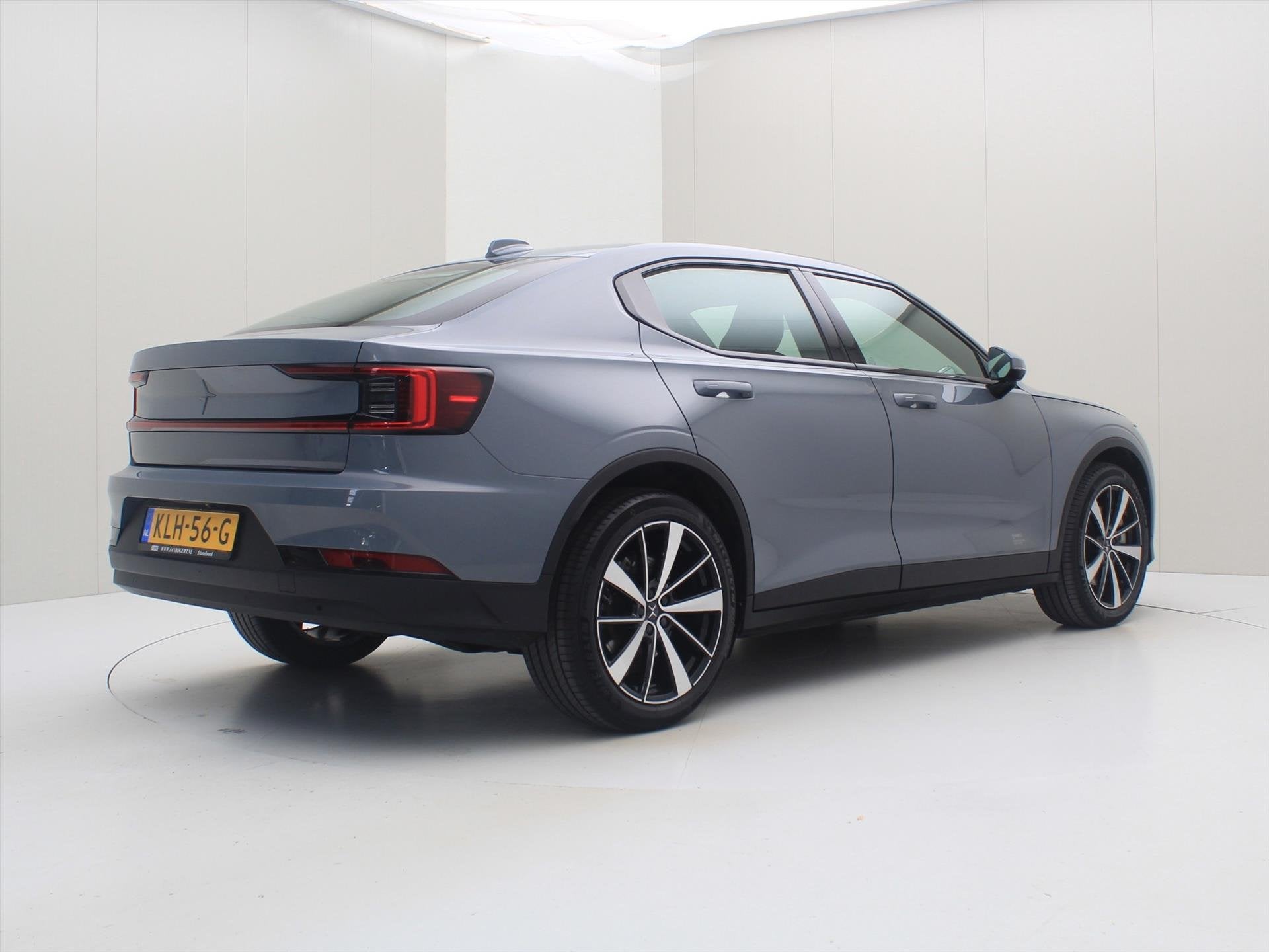 Polestar 2 Standard Range Single Motor 224PK 95% SoH [ WARMT, Stof, Gebruikt, Zwart, 63 kWh
