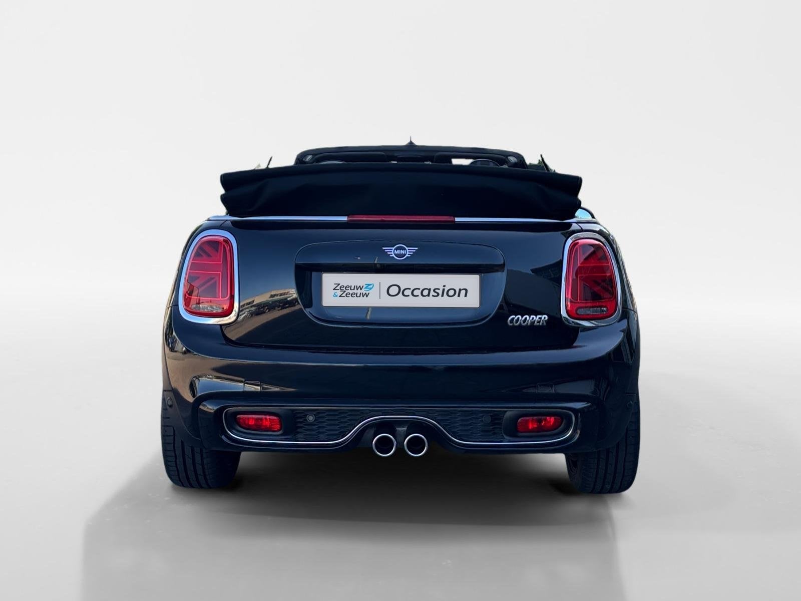 MINI Cabrio 1.5 Cooper Chili | NL-Auto | JCW Pakket | Camera, Voorwielaandrijving, 12 maanden, 136 pk, Gebruikt