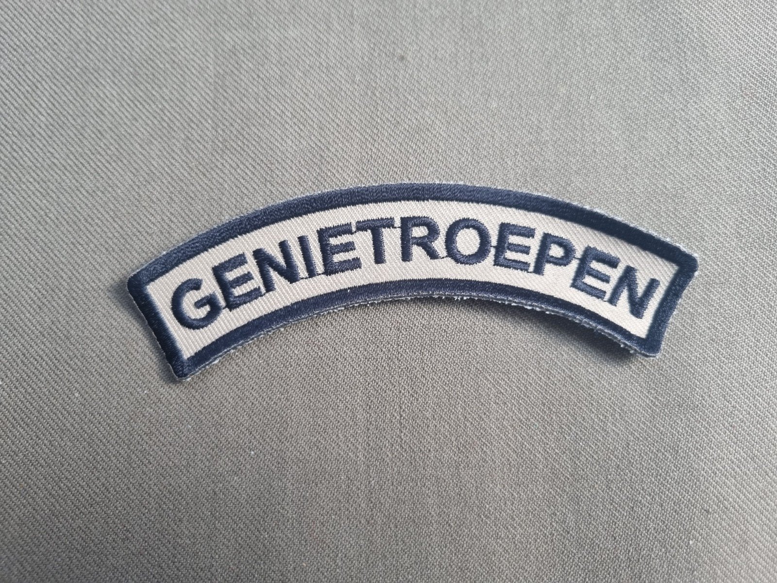 Straatnaam Genietroepen, Ophalen of Verzenden, Landmacht, Nederland, Embleem of Badge