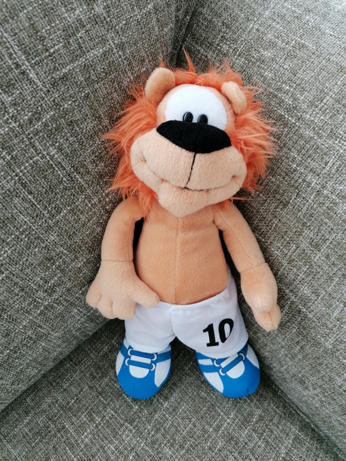 Loekie de Leeuw knuffelpop - Voetbal editie, Oranje, Overige karakters, Ophalen of Verzenden, Zo goed als nieuw
