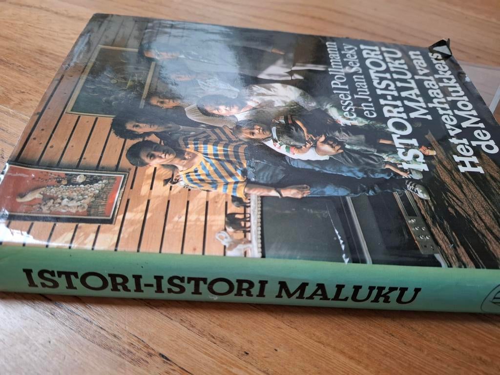 Het verhaal van de Molukkers Pollmann en Seleky, Boeken, Ophalen of Verzenden