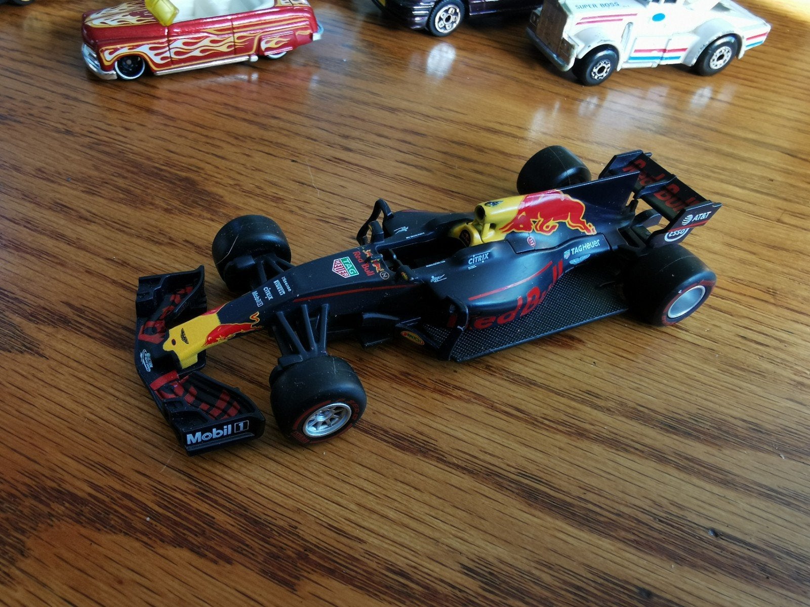 Red Bull Racing Formule 1 modelauto, Ophalen of Verzenden, Zo goed als nieuw