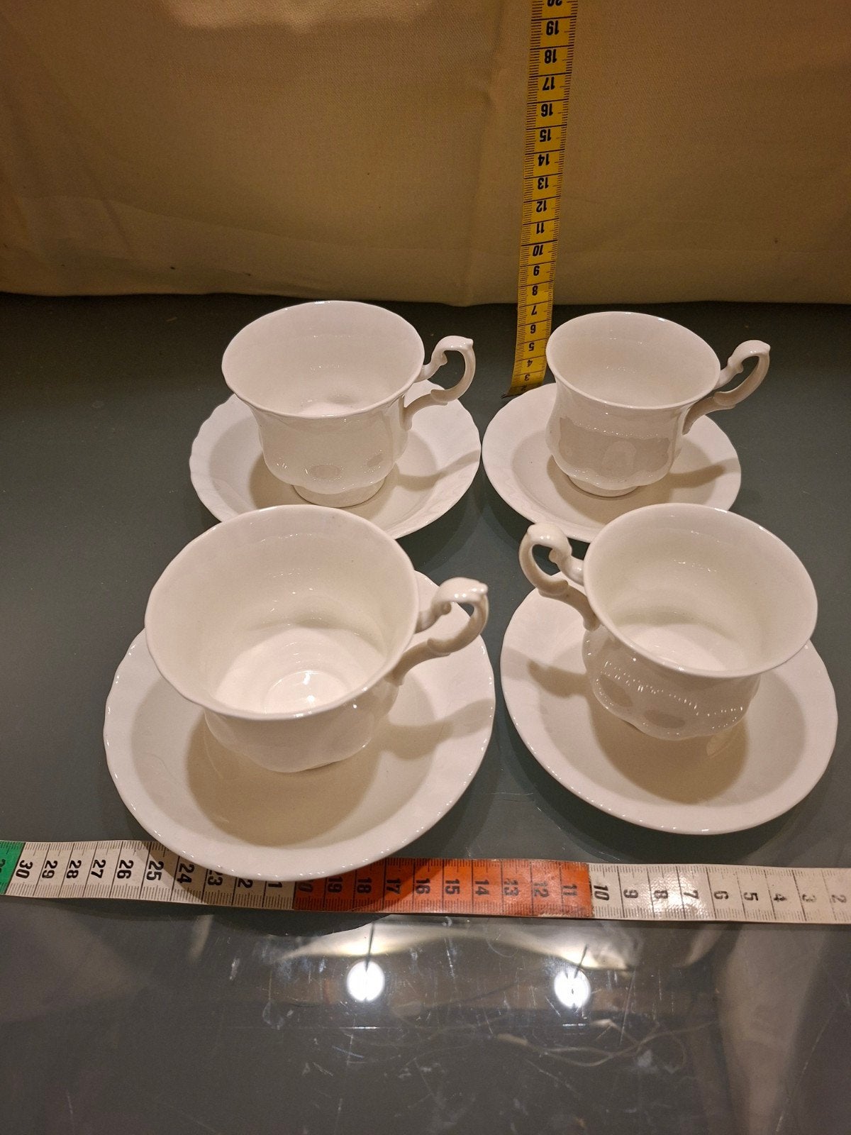 Royal Albert Reverie Kop en Schotels - 4 stuks, Huis en Inrichting, Ophalen of Verzenden, Zo goed als nieuw, Overige stijlen, Kop(pen) en/of Schotel(s)