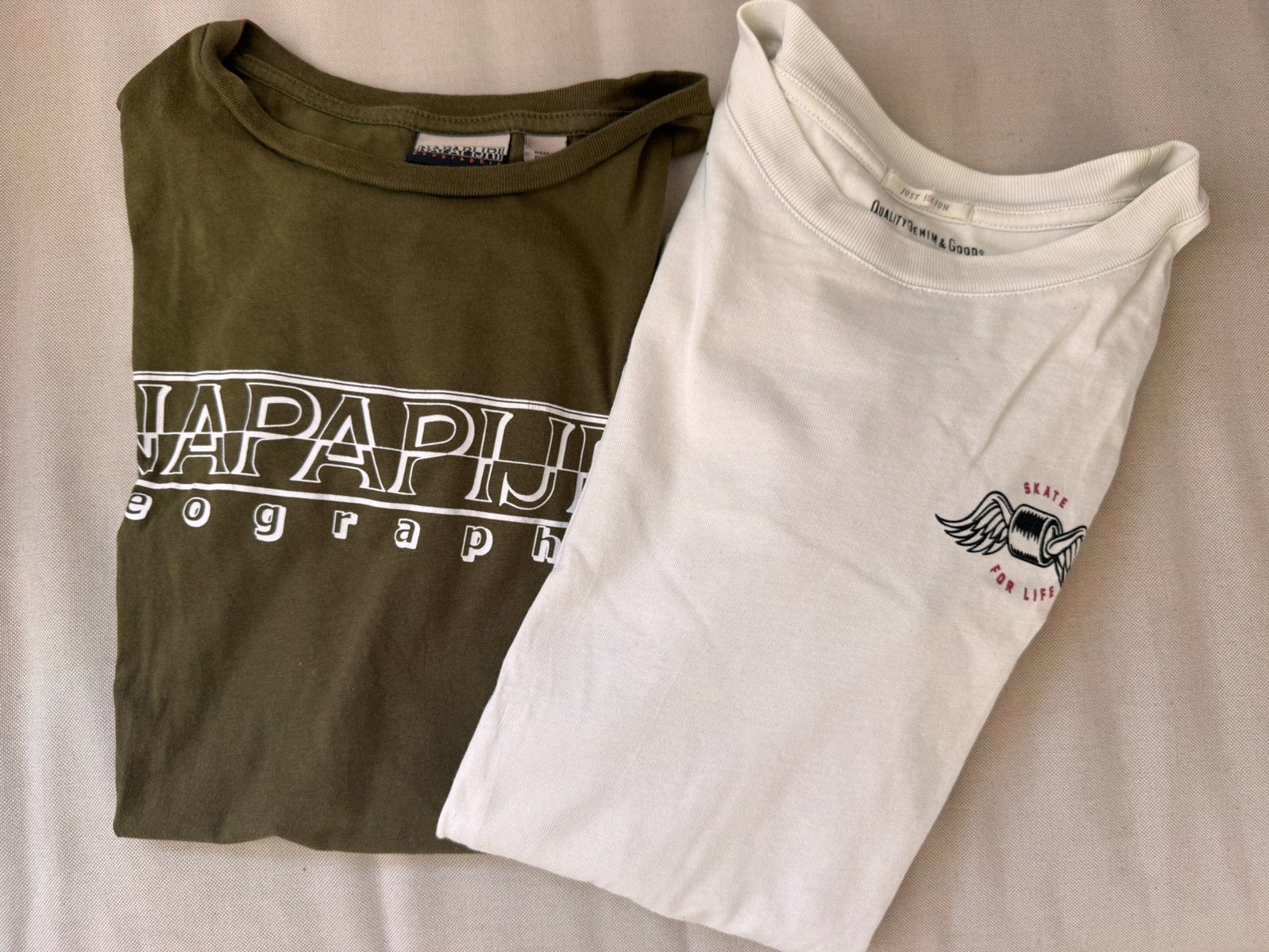 2 shirts zomer maat 12/152: 1 longsleeves en 1 t-shirt, Ophalen of Verzenden, Zo goed als nieuw, Jongen, Shirt of Longsleeve
