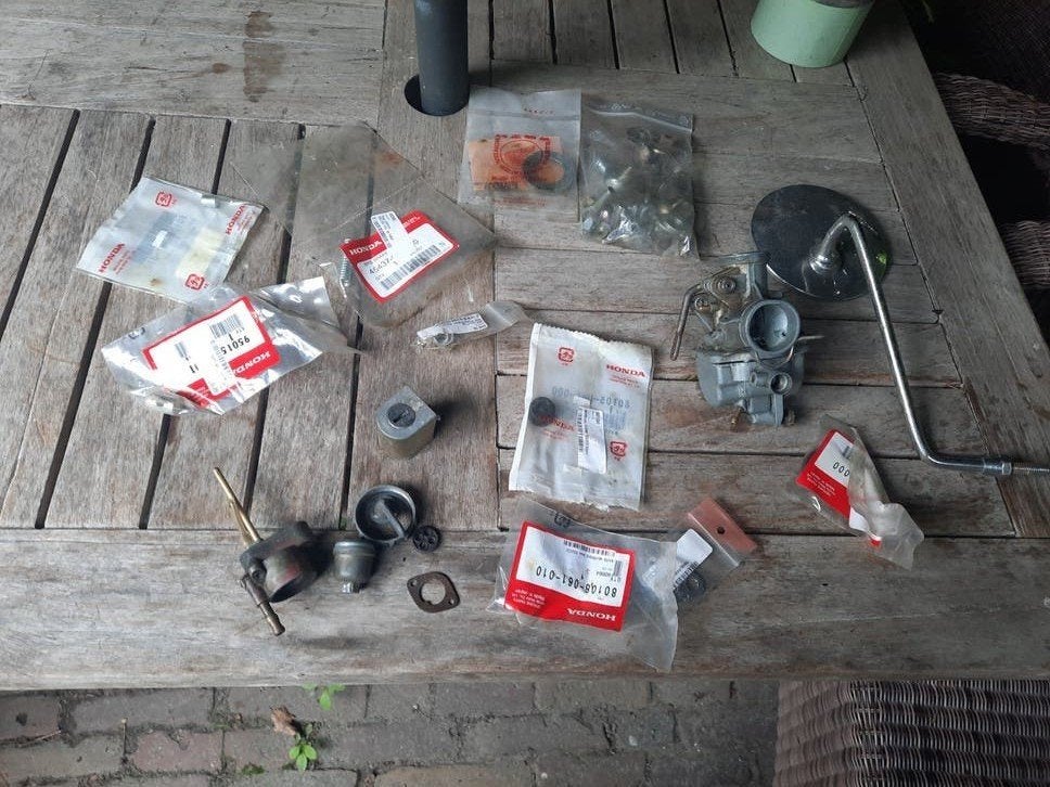 Honda ss50? N.o.s!, Fietsen en Brommers, Brommeronderdelen | Oldtimers, Ophalen of Verzenden, Nieuw, Overige merken