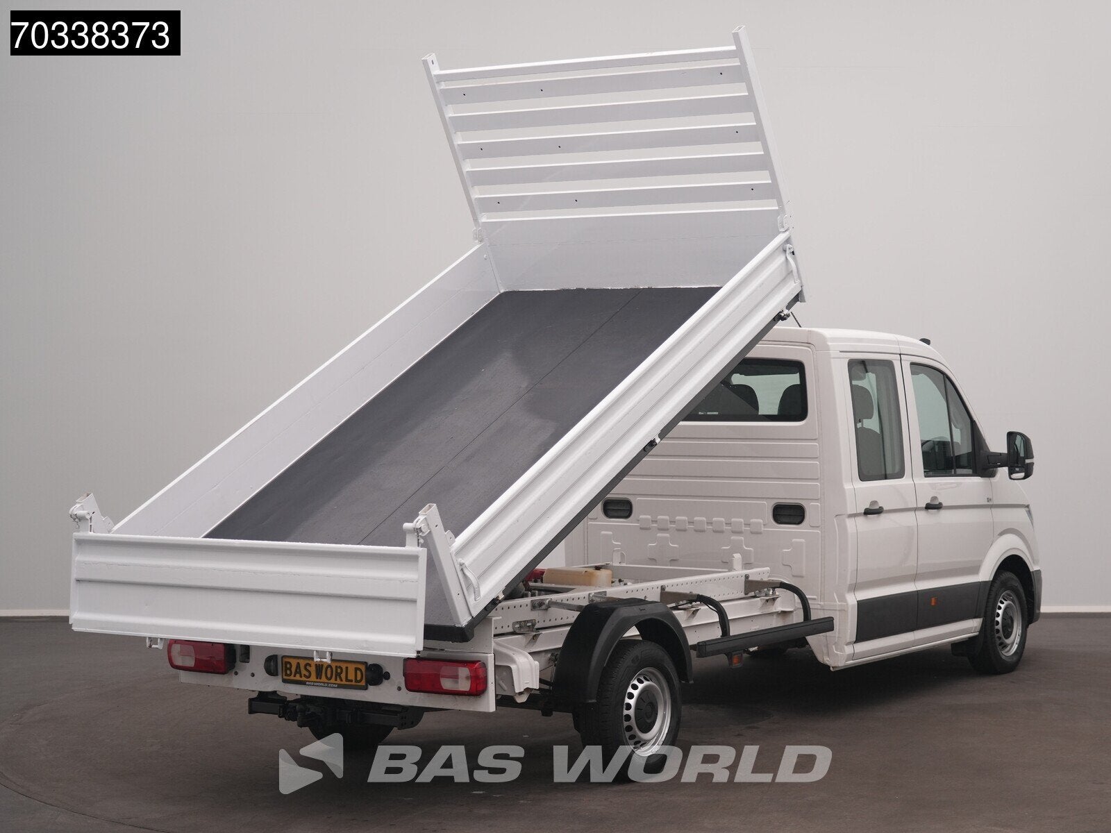 Volkswagen Crafter 140pk Kipper Dubbele Cabine Trekhaak 7 zi, Auto's, Gebruikt, Euro 6, 4 cilinders, Volkswagen