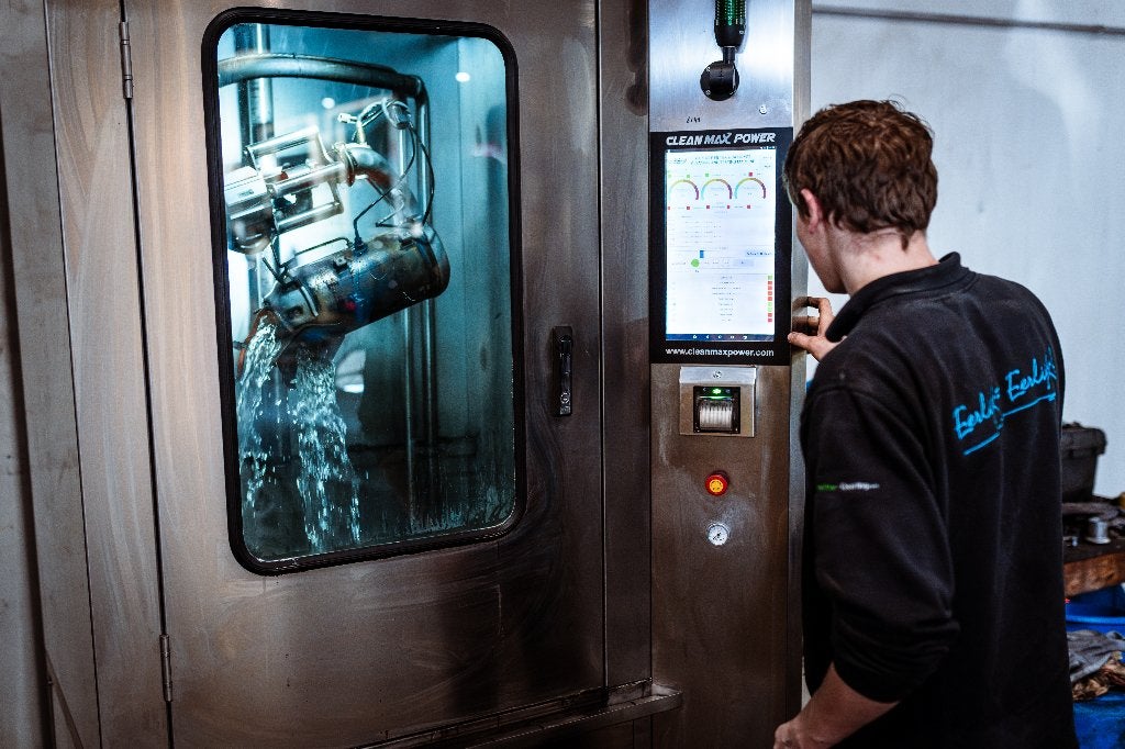 Roetfilter (DPF) reinigen € 350 — alle merken, Garantie, Overige werkzaamheden