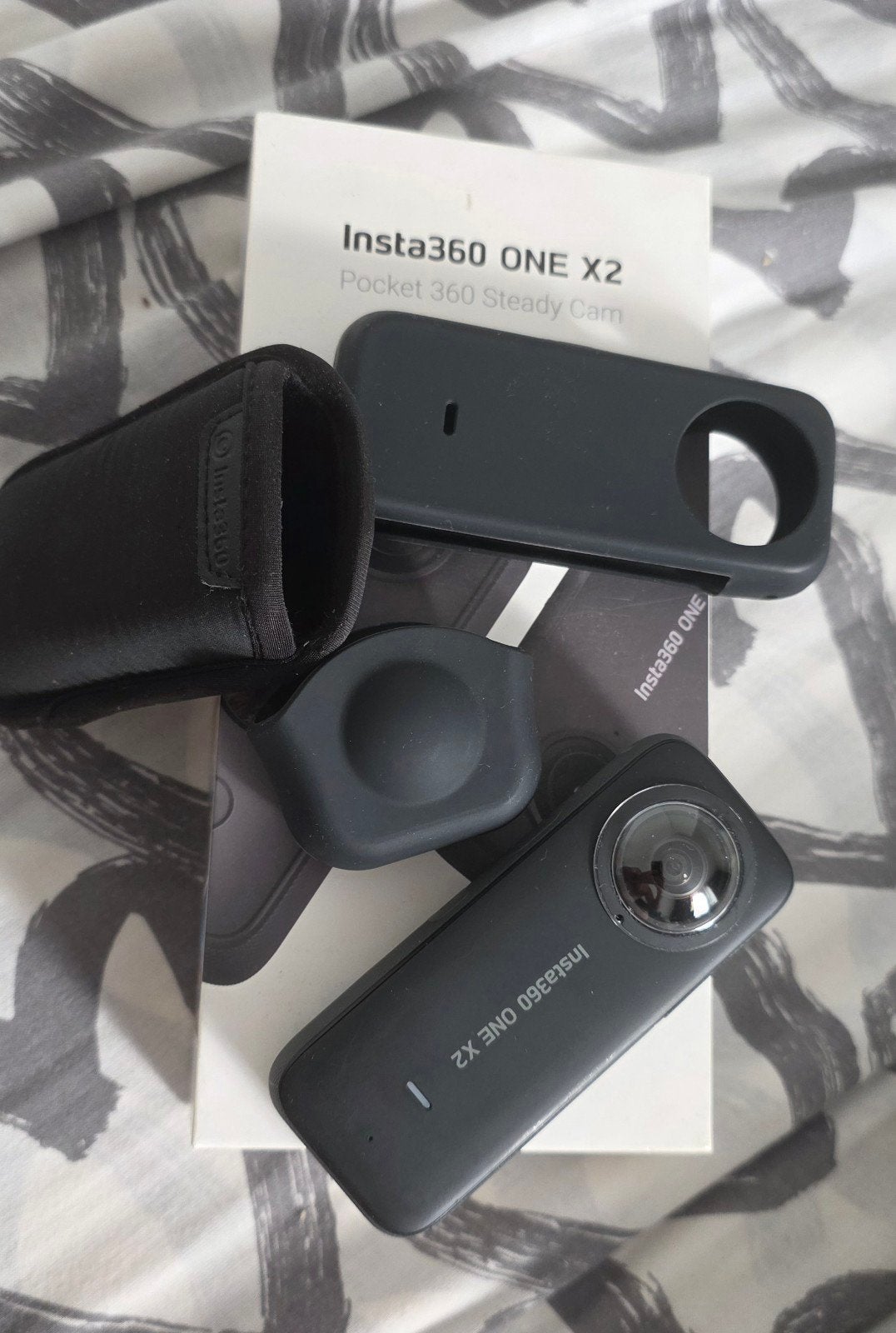 Insta360 ONE X2 in perfecte staat met accessoires, Ophalen of Verzenden, Zo goed als nieuw, Overige merken