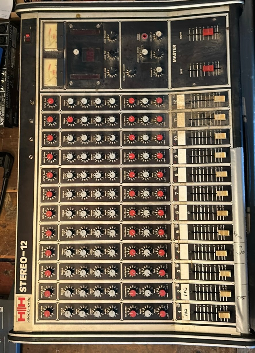 HH Electronic Stereo-12 Mengpaneel, Muziek en Instrumenten, Mengpanelen, Ophalen, Gebruikt, 10 tot 20 kanalen