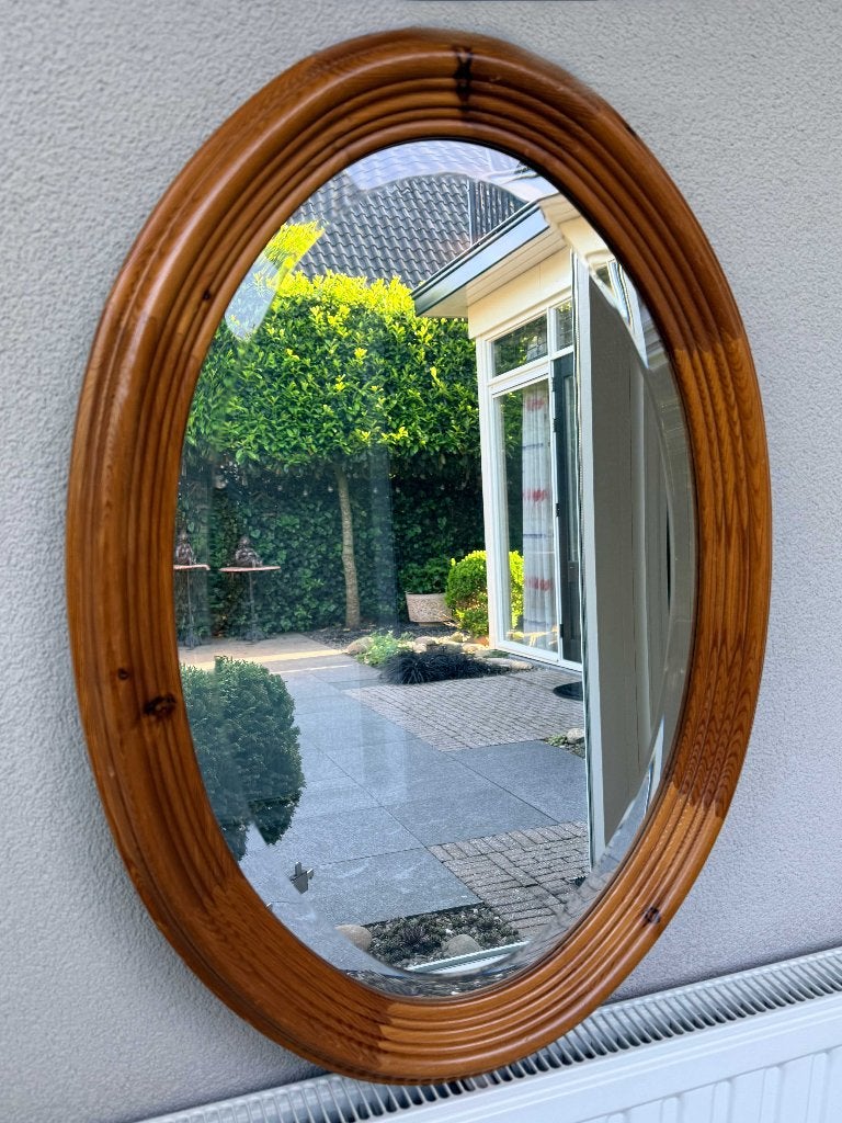 Prachtige ovale spiegel met facet geslepen glas., Ophalen of Verzenden, Zo goed als nieuw, Minder dan 100 cm, Ovaal