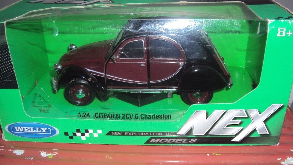 modelauto 1/24  citroen 2cv 6 charleston welly nex 2020, Ophalen of Verzenden, Nieuw, Auto, Welly