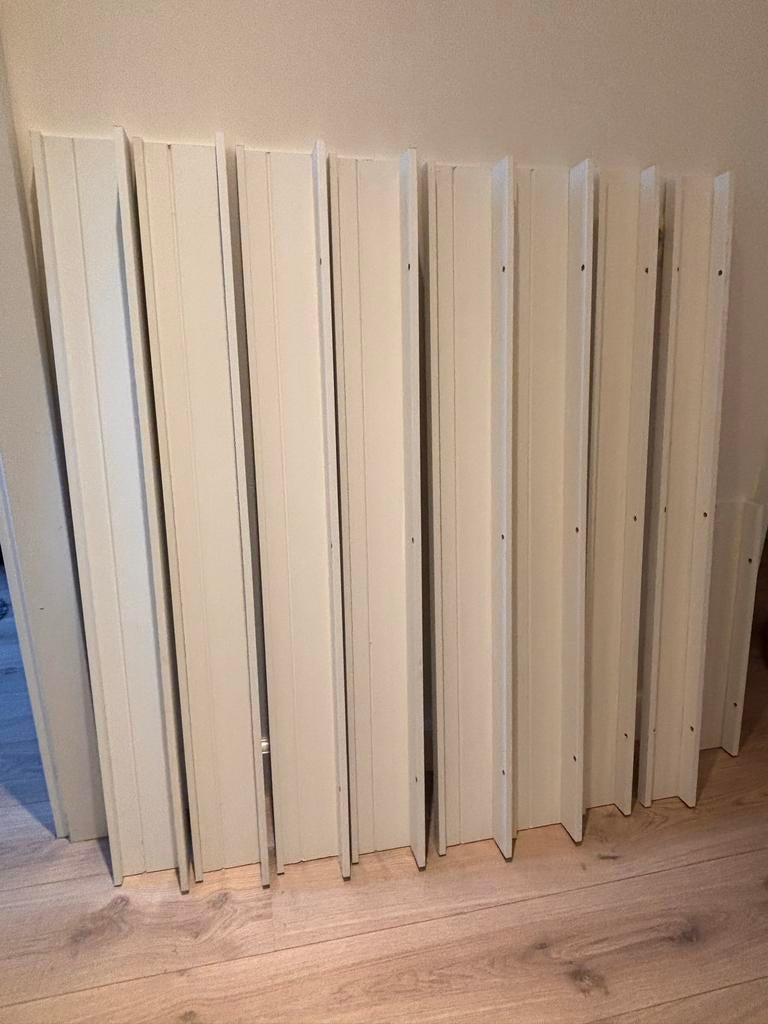 Witte IKEA planken Mosslanda, Huis en Inrichting, Woonaccessoires | Wandplanken en Boekenplanken, Ophalen, Gebruikt