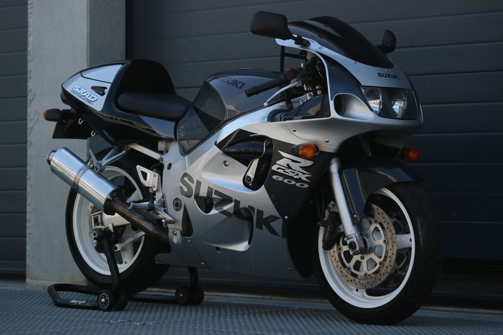 SUZUKI GSX-R 600 A2 op kenteken (bj 1998) 44,452 km, Motoren, Motoren | Suzuki, SUZUKI, 4 cilinders, Bedrijf, Onbekend