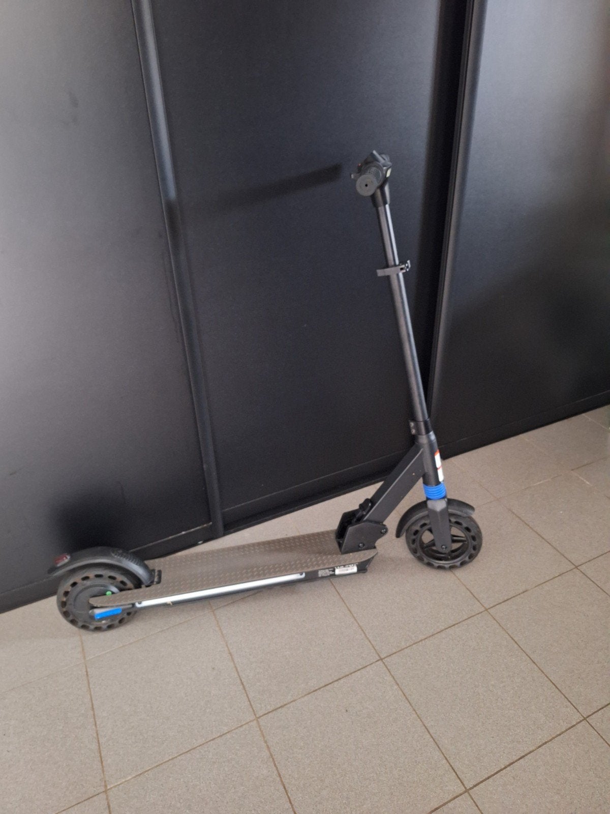 Elektrische step, Fietsen en Brommers, Ophalen, Zo goed als nieuw, Elektrische step (E-scooter)