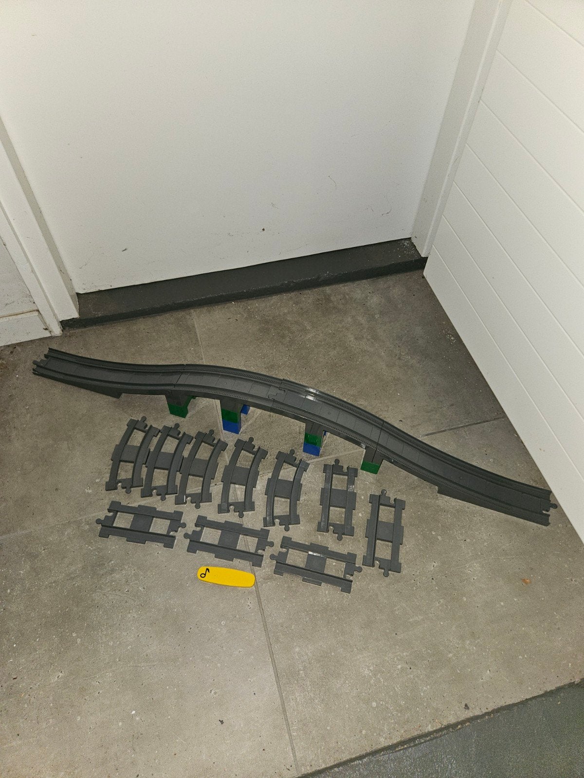 Duplo trein rails grote brug grijs, Kinderen en Baby's, Speelgoed | Duplo en Lego, Ophalen of Verzenden, Zo goed als nieuw, Duplo