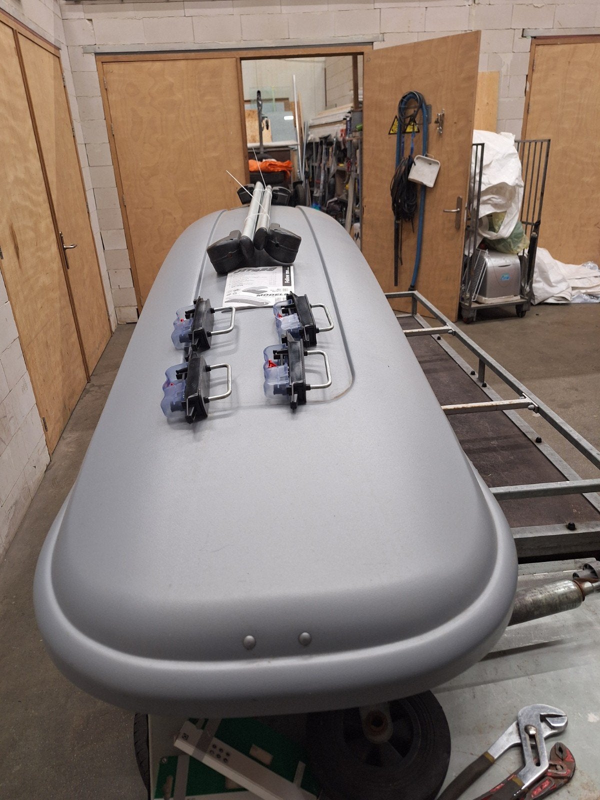 Grote Jebag dakkoffer. Met universele dakdragers., Auto diversen, Dakkoffers, Ophalen of Verzenden