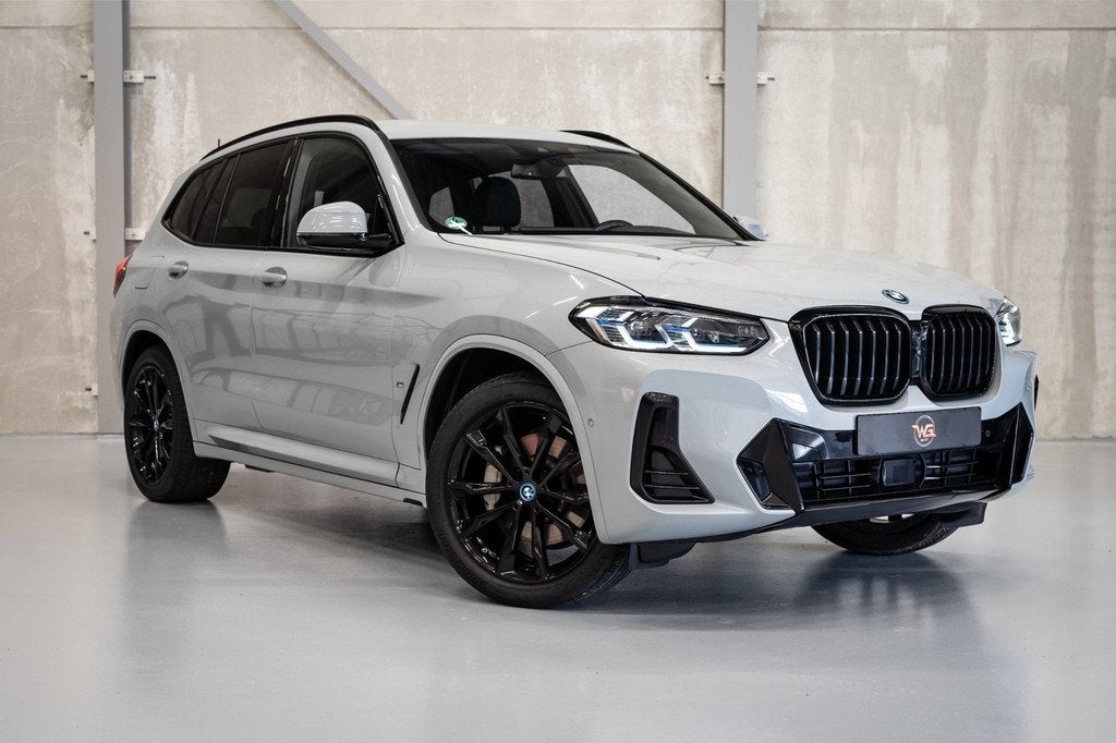 BMW X3 XDrive 30e M-Sport | Laser | 360 camera | Trekhaak |, Auto's, BMW, 1998 cc, Gebruikt, Zwart, 2000 kg