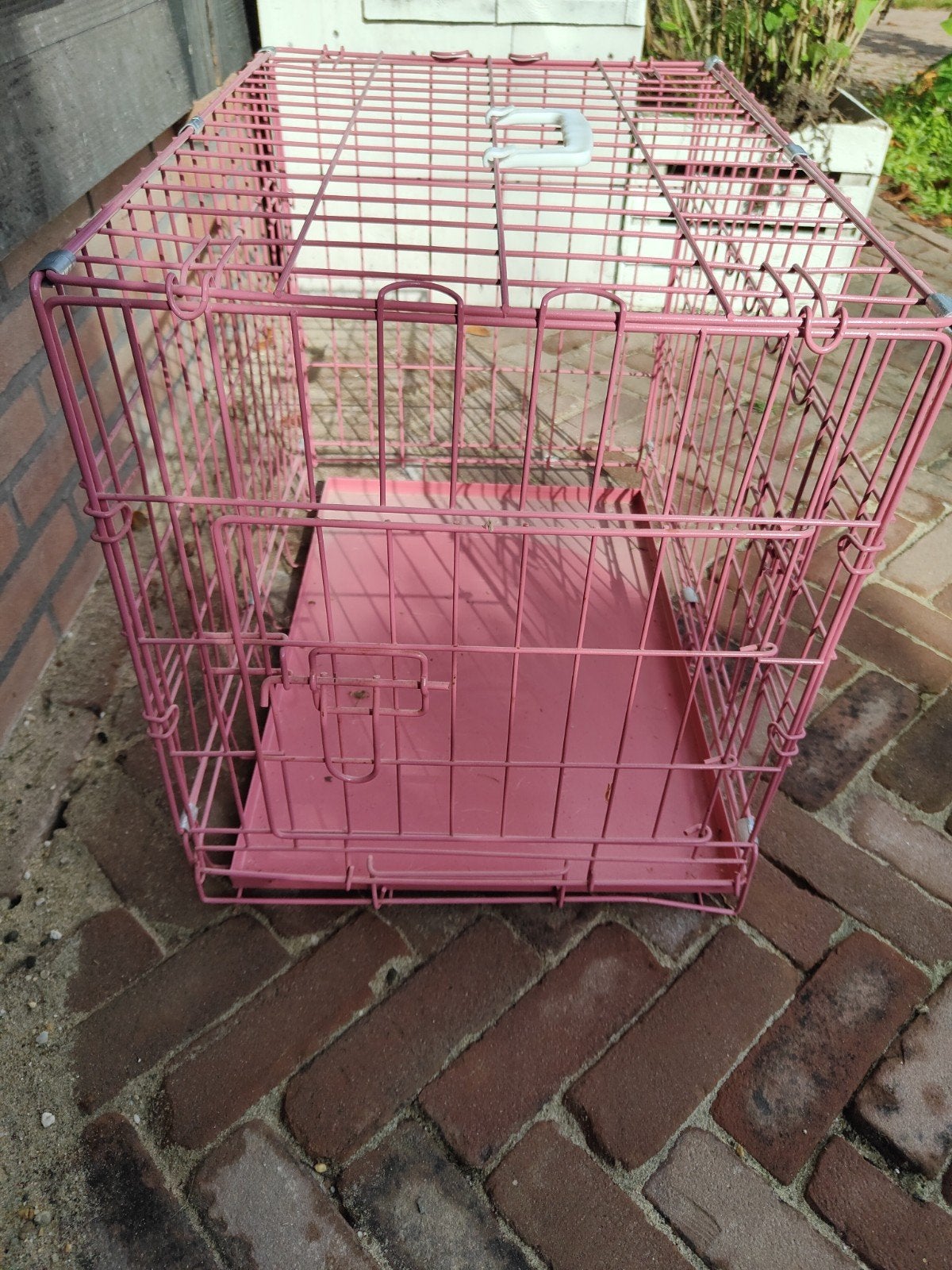 Mooie roze hondenbench – goede staat
Leuke roze hondenbench,, Ophalen, Zo goed als nieuw