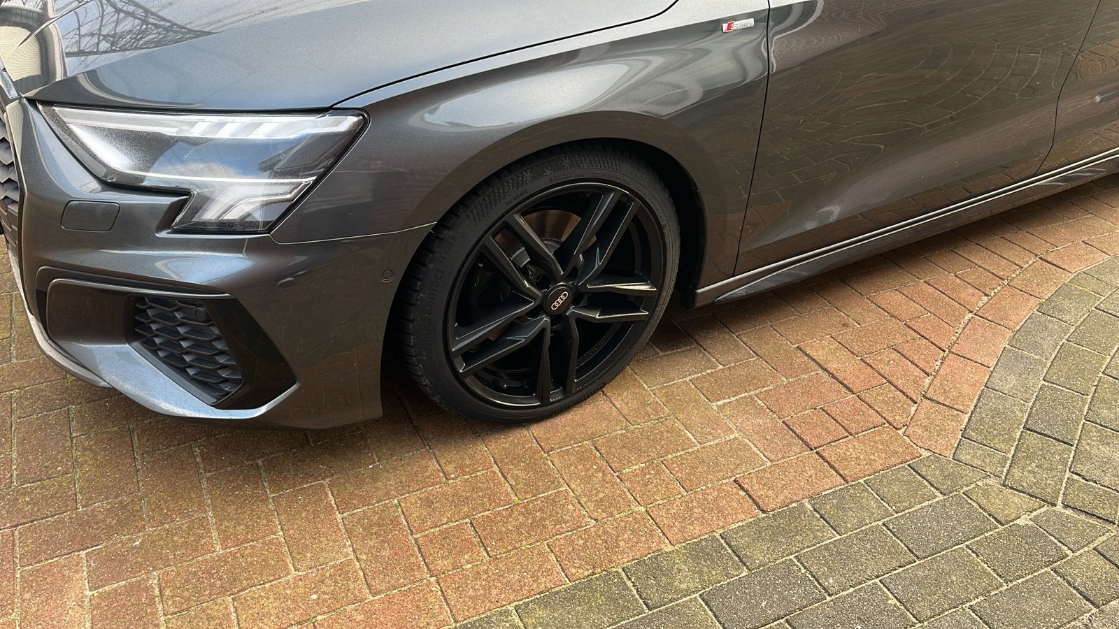 Audi / vw A3 8Y 18 inch velgen met Continental winterbanden, Auto-onderdelen, Banden en Velgen, Ophalen, 18 inch, Gebruikt, Banden en Velgen