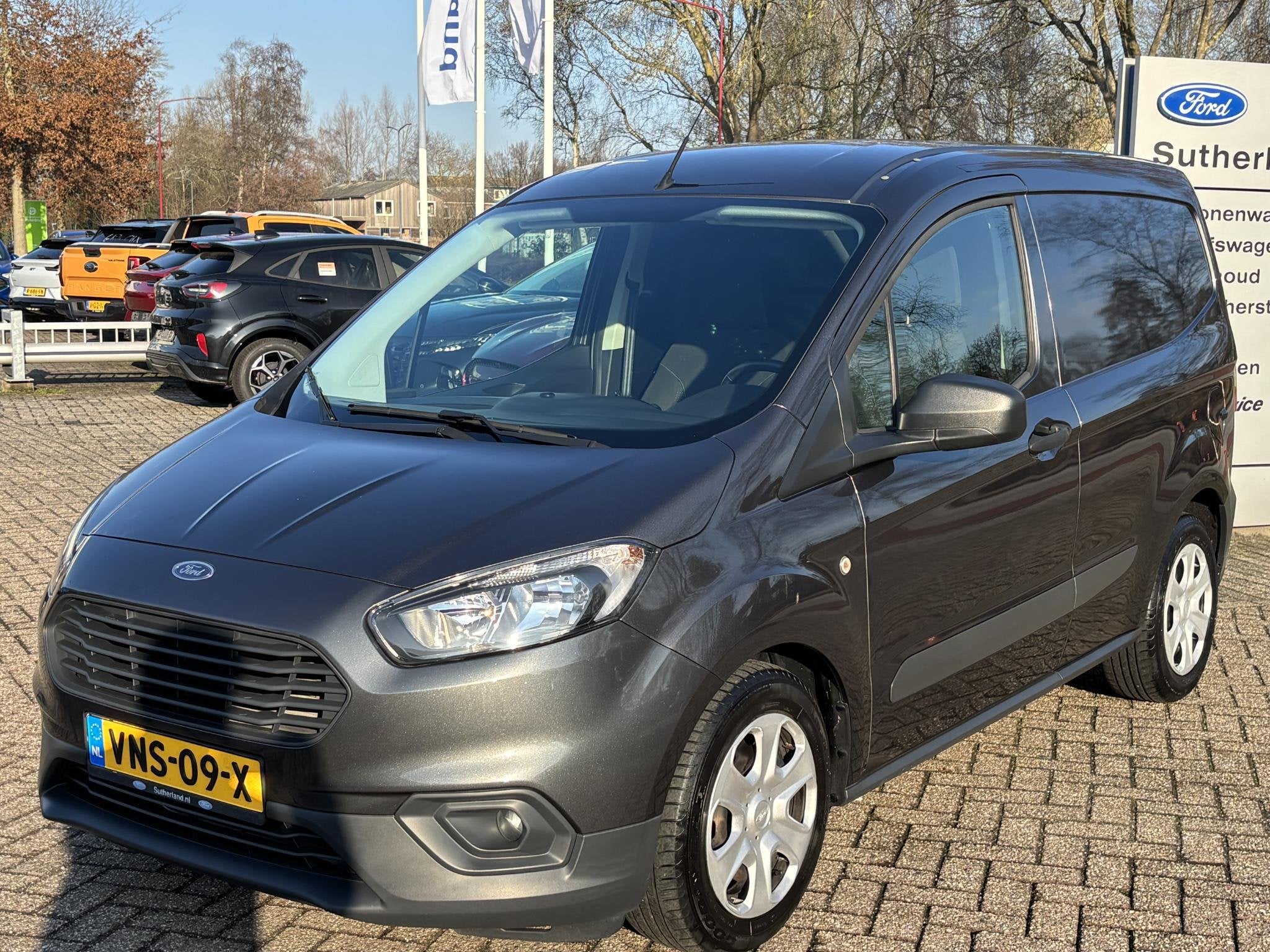 Ford Transit Courier 1.0 Trend EcoBoost S&S | 100pk | Trekha, Auto's, Voorwielaandrijving, Gebruikt, Euro 6, Origineel Nederlands