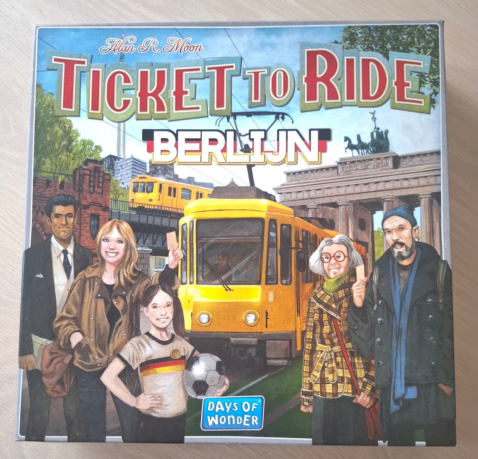 spel ticket to Ride Berlijn, Drie of vier spelers, Ophalen, Zo goed als nieuw