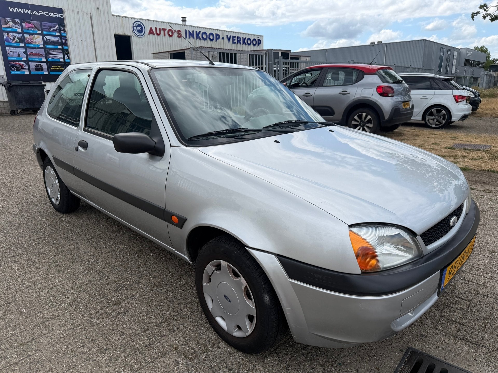 Ford Fiesta 1.3-8V Classic, Voorwielaandrijving, 1299 cc, 4 cilinders, 60 pk
