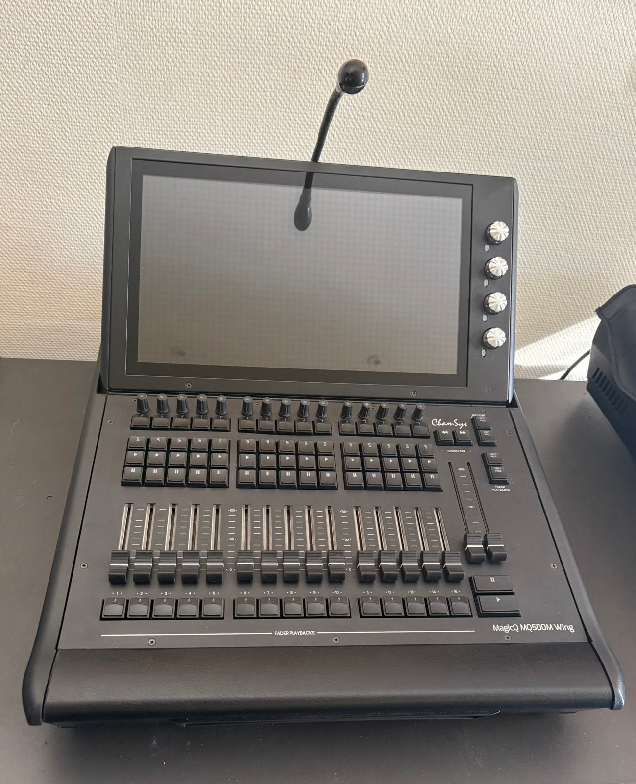 Chamsys MQ500M Wing+flight case, Muziek en Instrumenten, Licht en Laser, Ophalen, Zo goed als nieuw, Licht