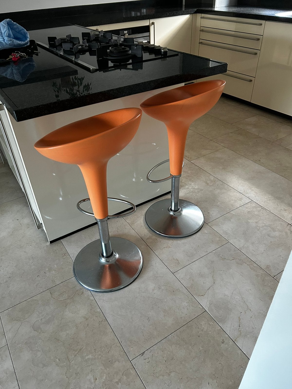 Design Bombo barkrukken, Ophalen, In hoogte verstelbaar, 60 tot 90 cm, 2 krukken