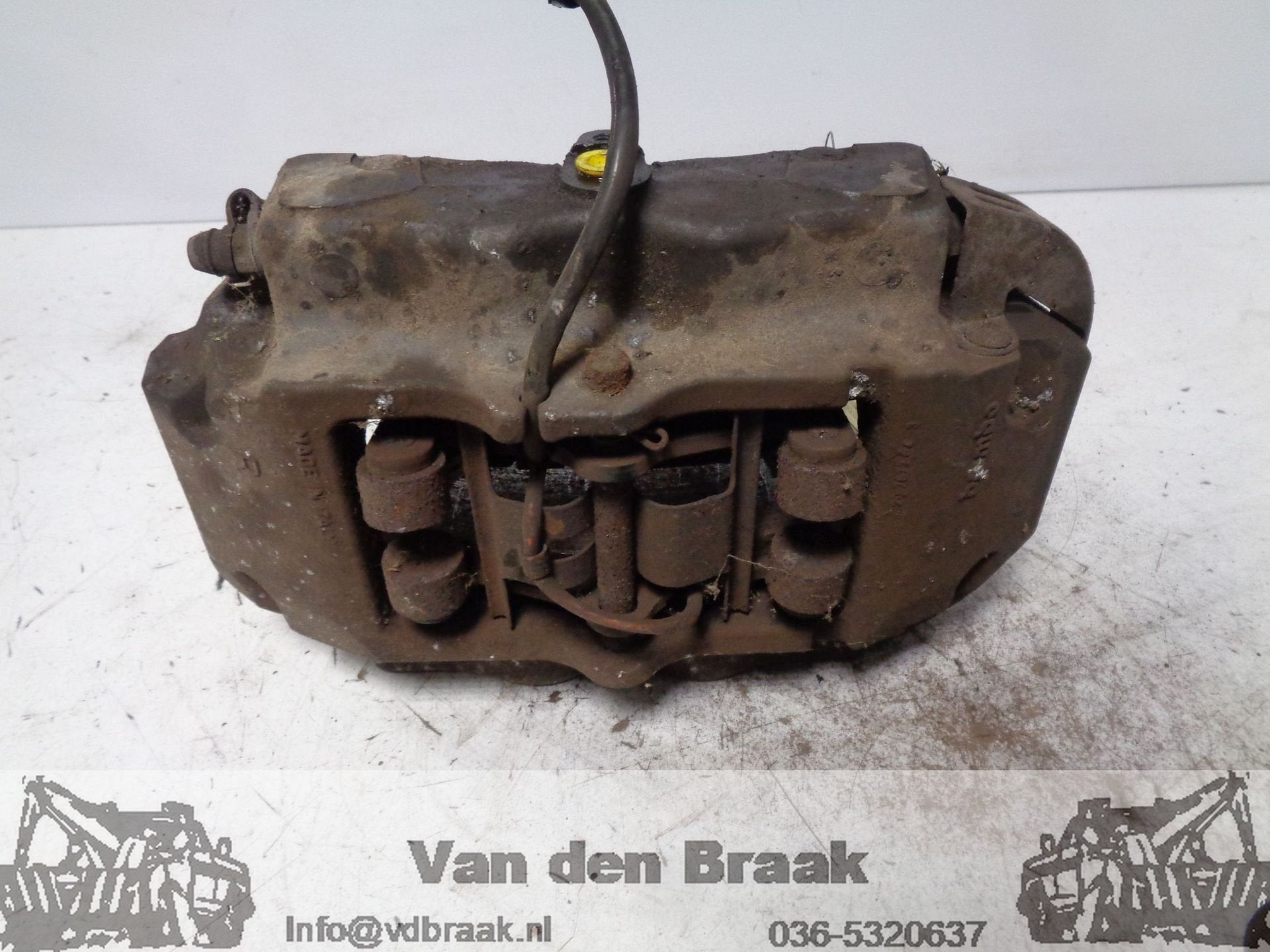 Volkswagen Touareg 5.0 TDi 2003-2010 Remklauw rechts achter, Gebruikt, -, Herkomst onderdeel bekend, -