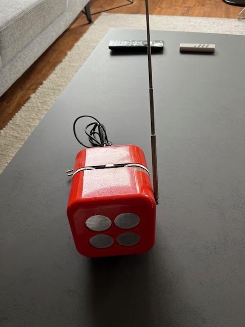 Mooie vintage design Cube Radio Siemens Alpha, Ophalen