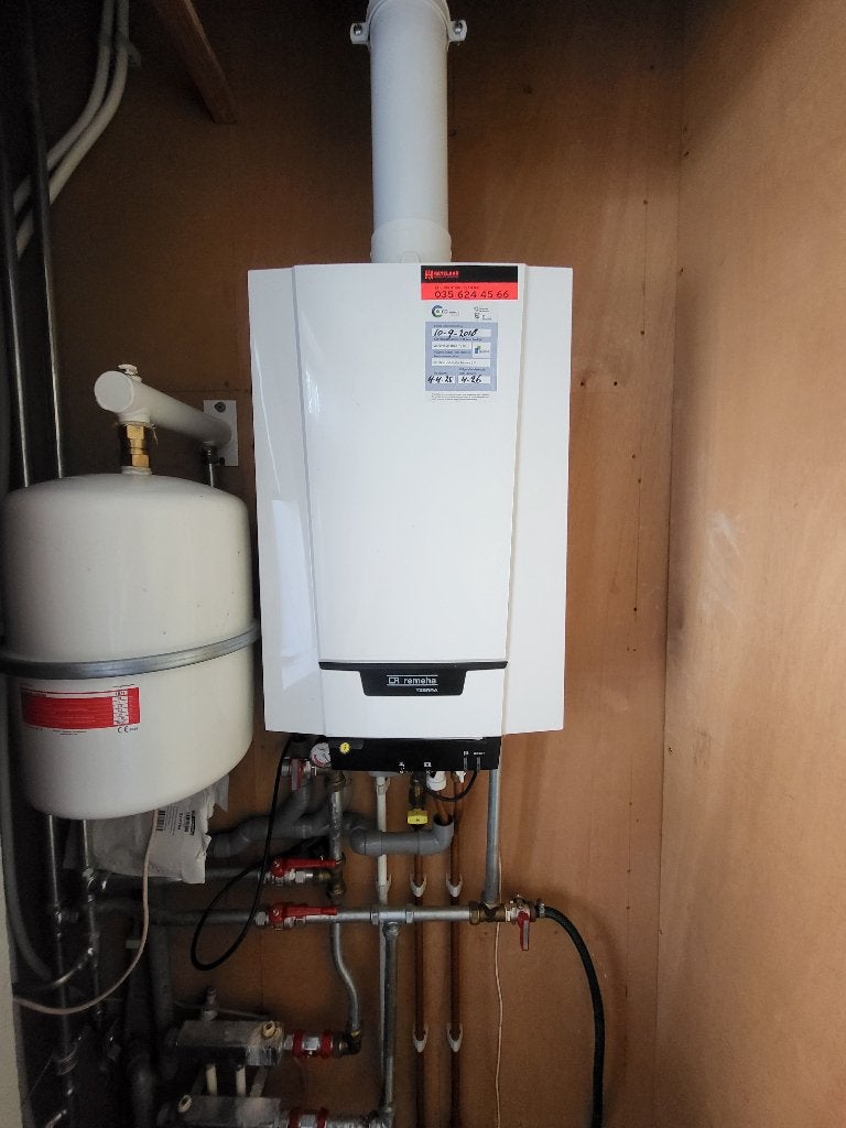 Remeha Tzerra M 28c Plus CCS CV-ketel, Ophalen, Gebruikt, Aardgas, Boiler