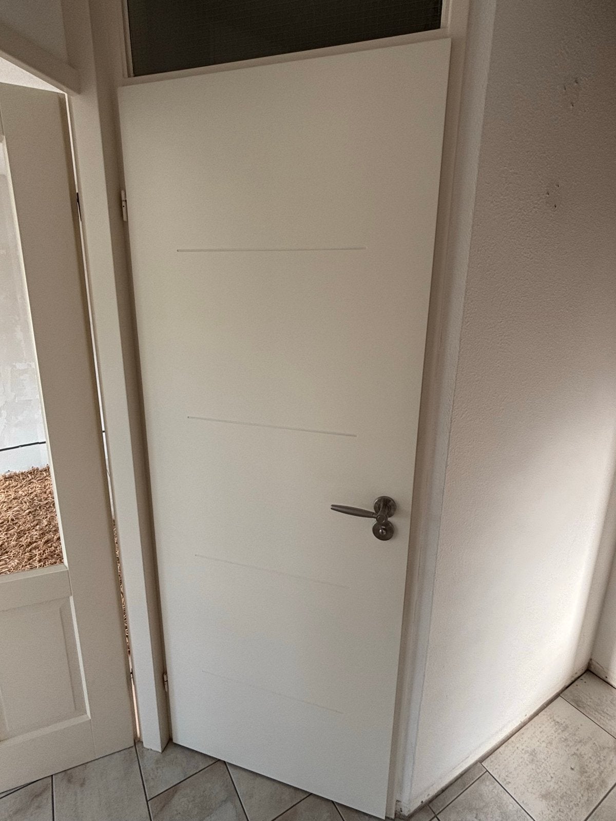 Moderne witte afaluitbare binnendeur met handgreep, Doe-het-zelf en Verbouw, Deuren en Horren, Ophalen, Minder dan 80 cm, Binnendeur