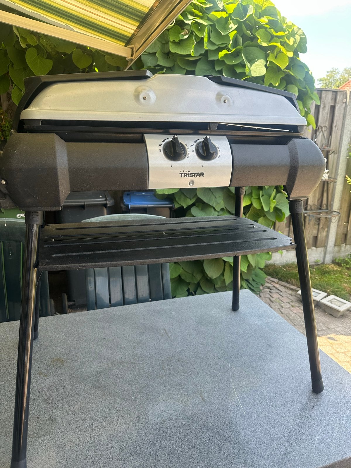 Tristar BBQ BO-6332 Gasbarbecue met 2 branders en accessoire, Tuin en Terras, Ophalen, Nieuw