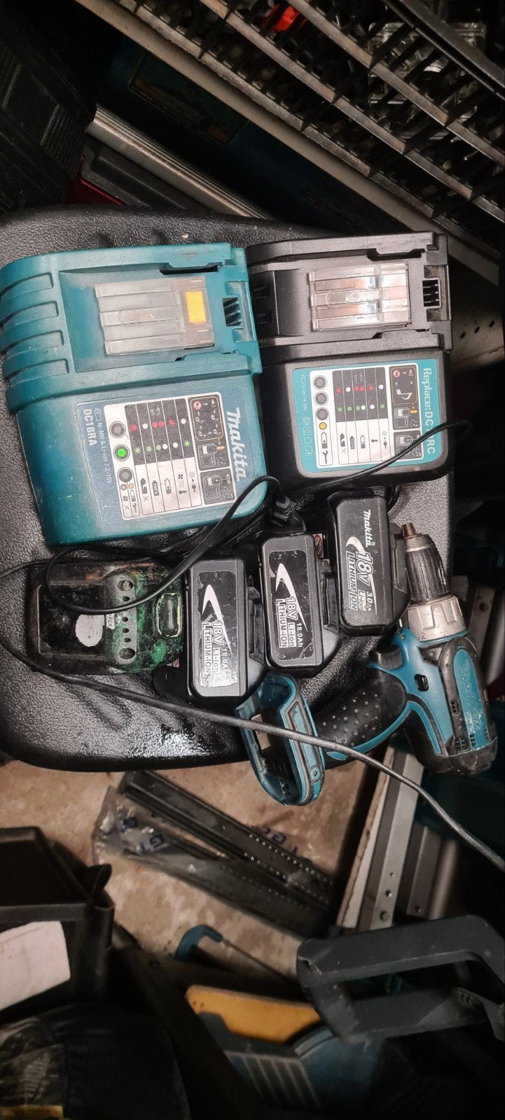 Makita Accutool set met laders en accu's, Doe-het-zelf en Verbouw, Ophalen of Verzenden